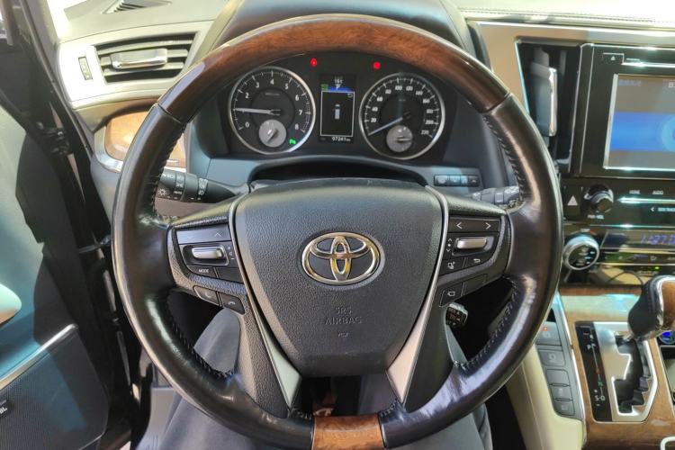 Used Toyota Alphard 2015 3.5L Prestige Edition Steering Wheel