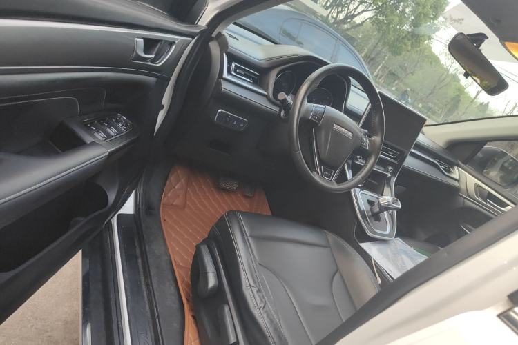 Used Haval M6 2021 PLUS 1.5T DCT Luxury Smart Connectivity Model
