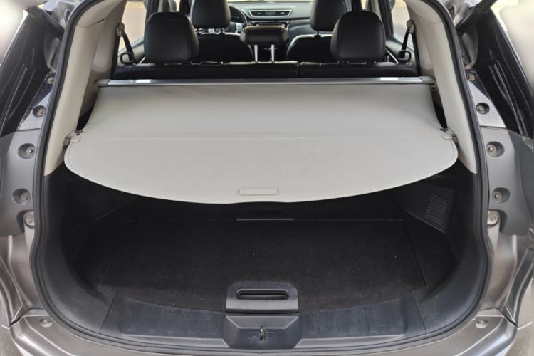 Used Nissan X-Trail 2014 2.5L CVT Luxury Edition 4WD