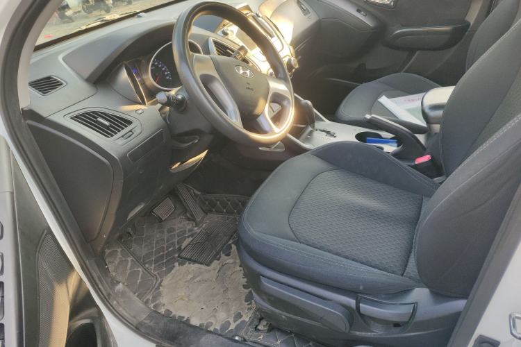 Used Hyundai ix35 2015 2.0L Automatic 2WD Comfort Edition China V Standard