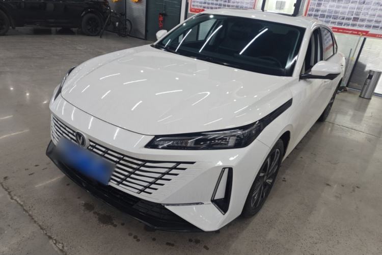 Used Changan Eado 2025 Blue Whale 1.5T 500Bar Prestige Model
