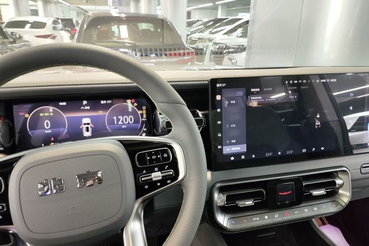 Used BAIC Off-Road BJ40 2026 Model 2.0T Gasoline Standard Edition
