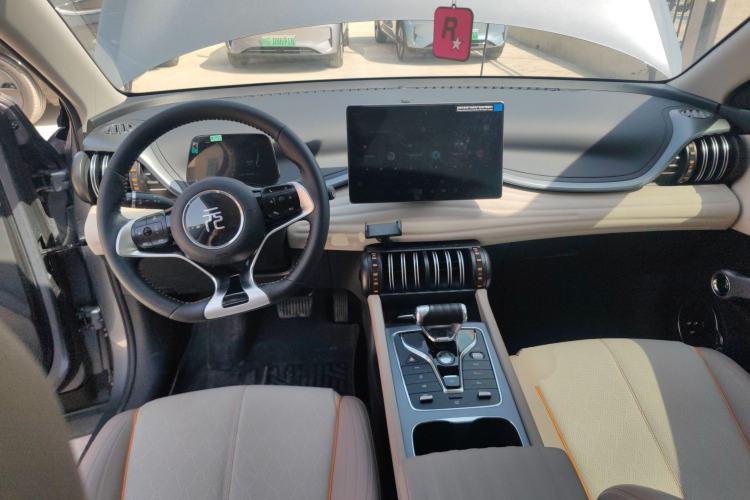 Used BYD Yuan PLUS 2024 Honor Edition 430KM Leading Model