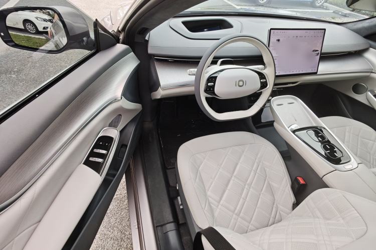 Used CHANGAN NEVO A07 2024 All-Electric "True Fragrance" Edition 710 Flagship Model Interior 1