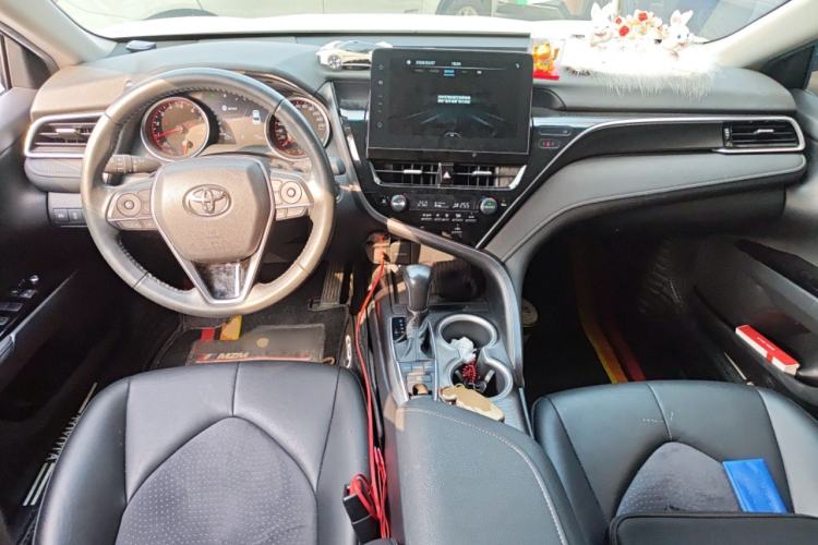 Used Toyota Camry 2023 2.0S FENGSHANG Edition
