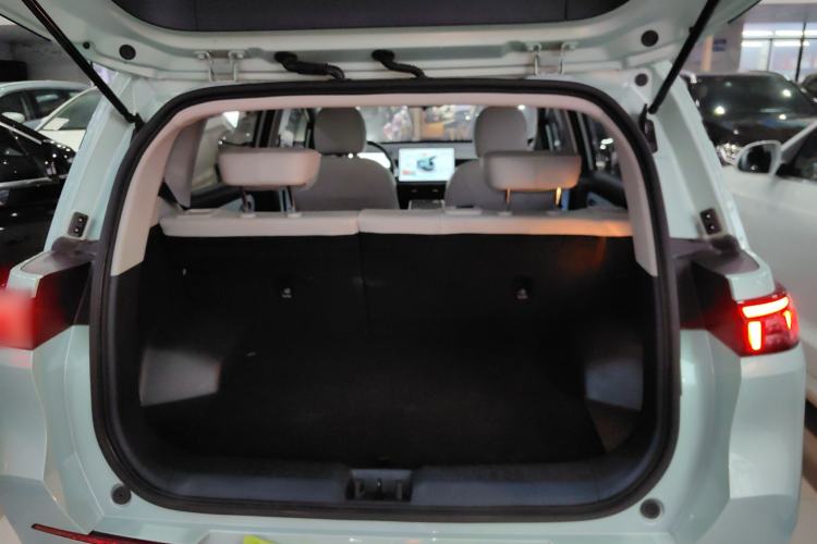 Used AION Y 2022 70 Intelligent Edition Lithium Iron Phosphate