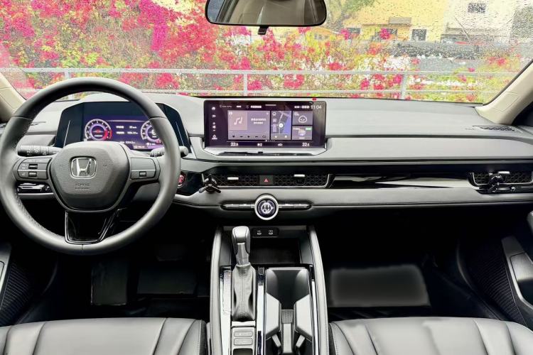 Used Honda Inspire 2025 260TURBO Elegant Edition