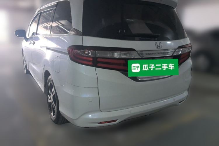 Used Honda Odyssey 2015 Updated Version 2.4L Smart Edition