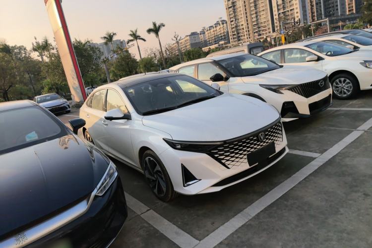 Used CHANGAN Ruicheng PLUS 2023 1.5T DCT Flagship Edition Exterior 2