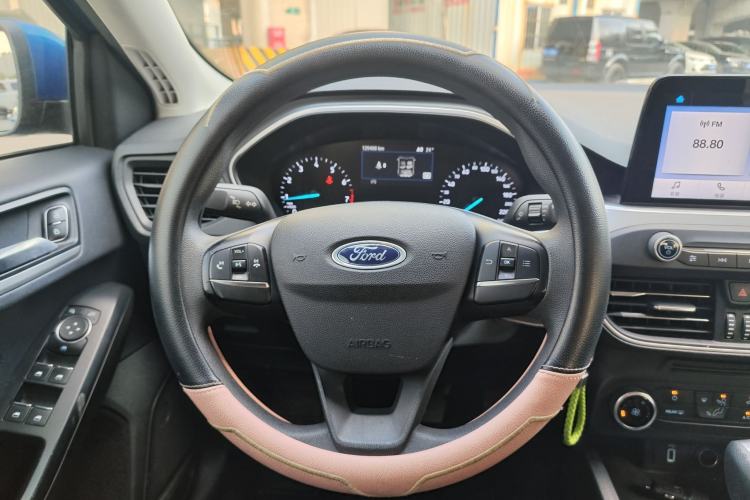 Used Ford Focus 2019 Sedan 1.5L Automatic FENGYUE Model China V Standard