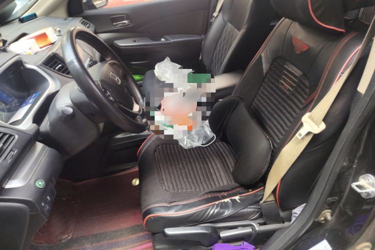 Used Honda CR-V 2015 2.0L two-wheel drive urban version
