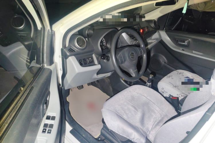 Used Suzuki Alto 2013 1.0L Manual Luxury Model
