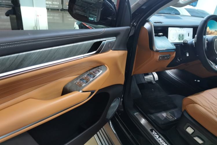 Used Tank 500 New Energy 2023 Hi4-T
