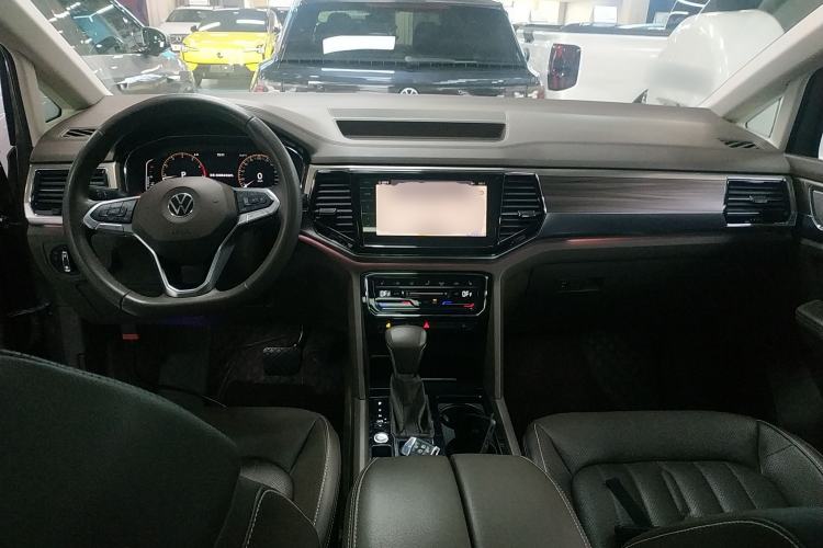 Used Volkswagen Viloran 2020 330TSI Luxury Edition