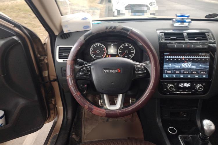 Used Yema T70 2016 Upgraded Model 1.5T Manual Luxury Version
