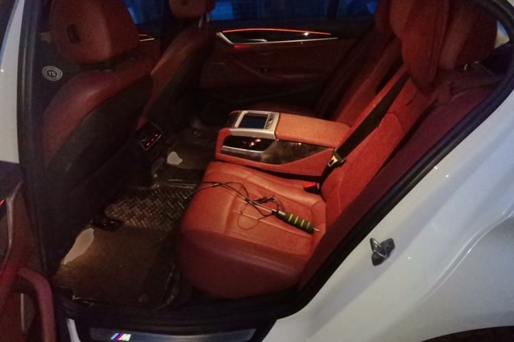 Used BMW 5 Series 2018 Facelifted 530Li xDrive M Sport Package
