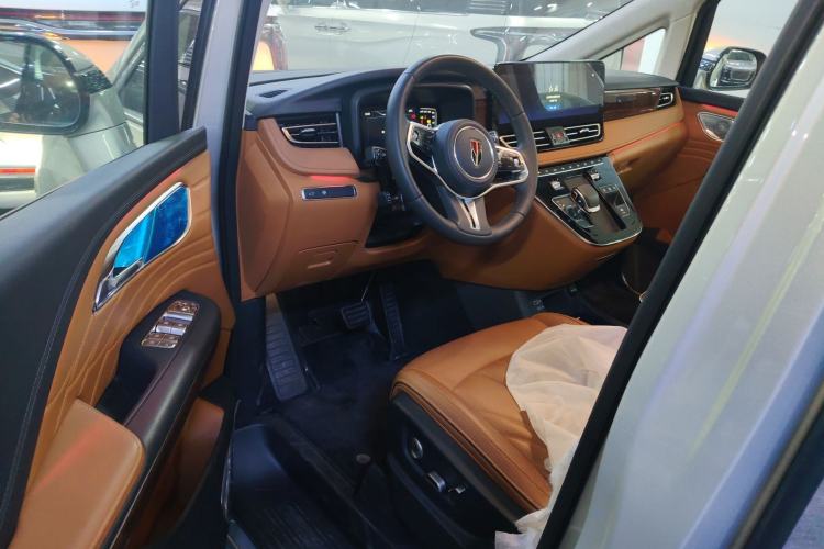 Used Hongqi HQ9 2023 2.0T Smart Connect Flagship Edition Left Front Seat