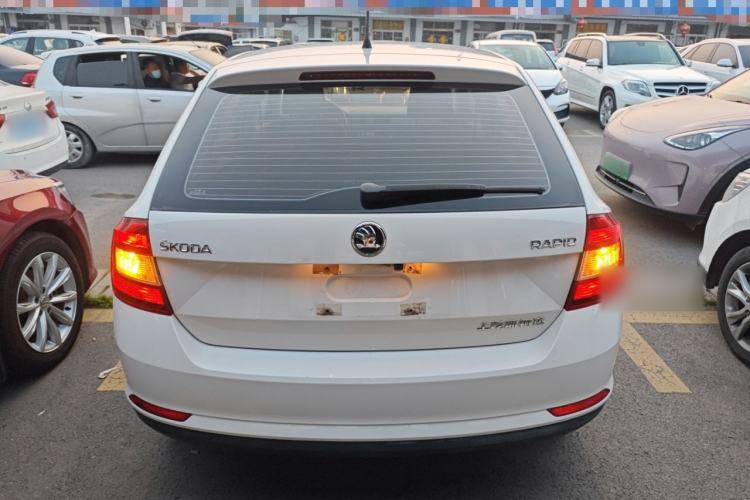 Used Skoda Rapid Spaceback 2016 Revised Version 1.4L Manual Front-Drive Edition
