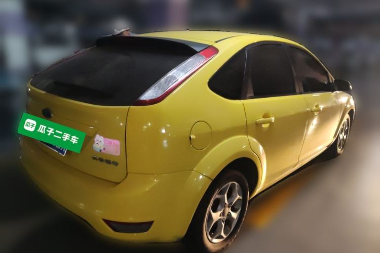 Used Ford Focus 2012 Hatchback Classic 1.8L Automatic Base Model Rear Right 45 Deg