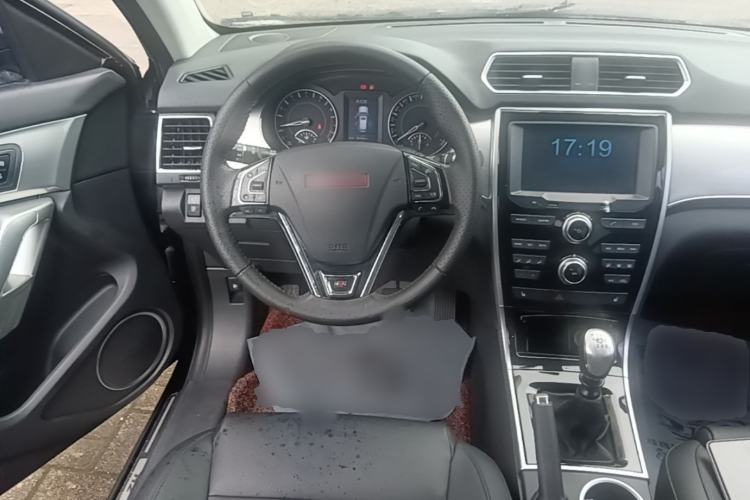 Used Haval H2 2014 1.5T Manual Two-Wheel Drive Elite Edition