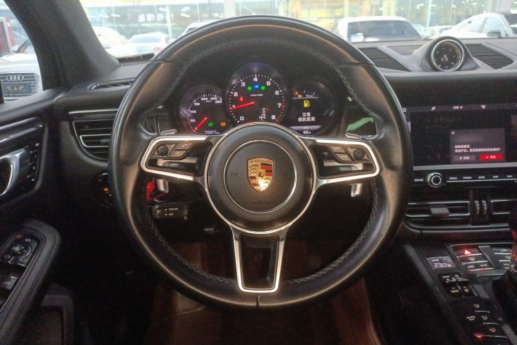 Used Porsche Macan 2018 Macan 2.0T