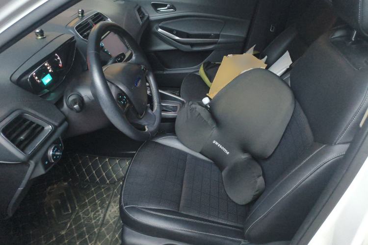 Used Ford Escort 2017 Happiness Edition 1.5L Automatic Fashion Version
