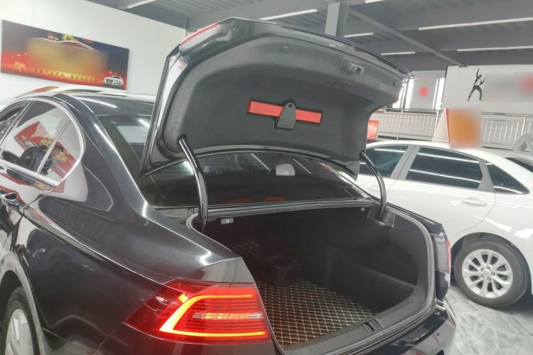 Used Volkswagen Magotan 2019 330TSI DSG Luxury Version China VI Standard Trunk