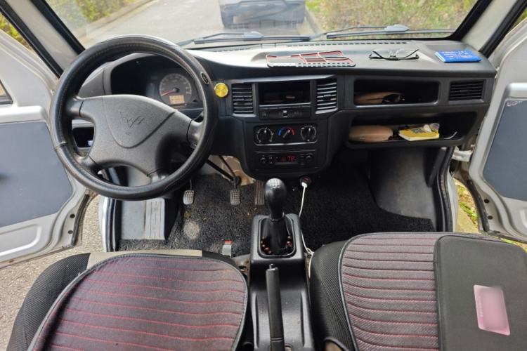 Used Wuling Zhiguang 2015 1.2L Practical LS-I Model