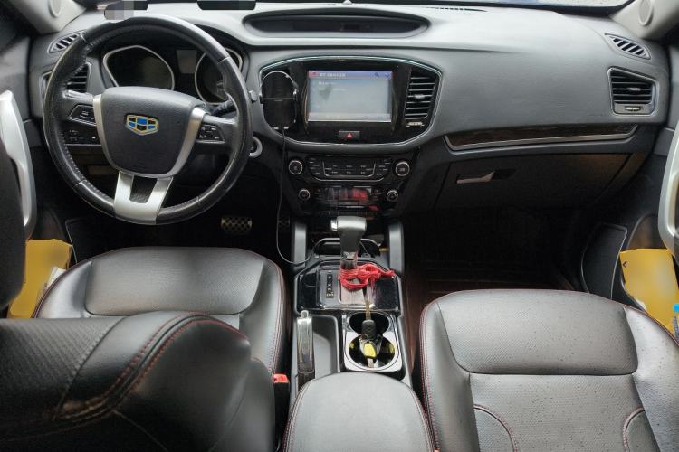 Used Geely Auto GX7 2015 Sports Edition 2.0L Automatic Luxury Upgrade Version China V Standard
