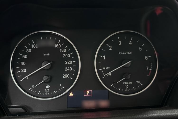 Used BMW 2 Series Gran Tourer 2015 218i Leading Model Interior 3