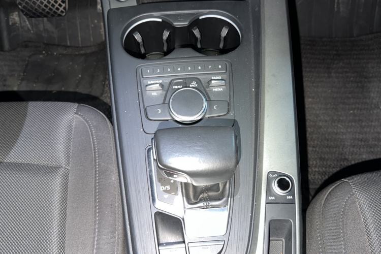 Used Audi A4L 2019 40 TFSI Ambition China VI