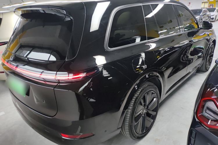 Used Li Auto L9 2024 Ultra Model Rear Right 45 Deg