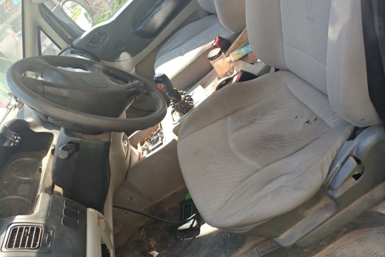 Used FORTHING Lingzhi 2016 M3L 1.6L 7-Seater Standard Model