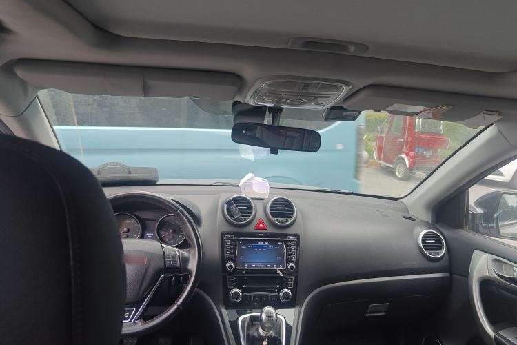 Used Haval H6 2015 Upgraded Model 1.5T Manual Two-Wheel Drive Elite Version