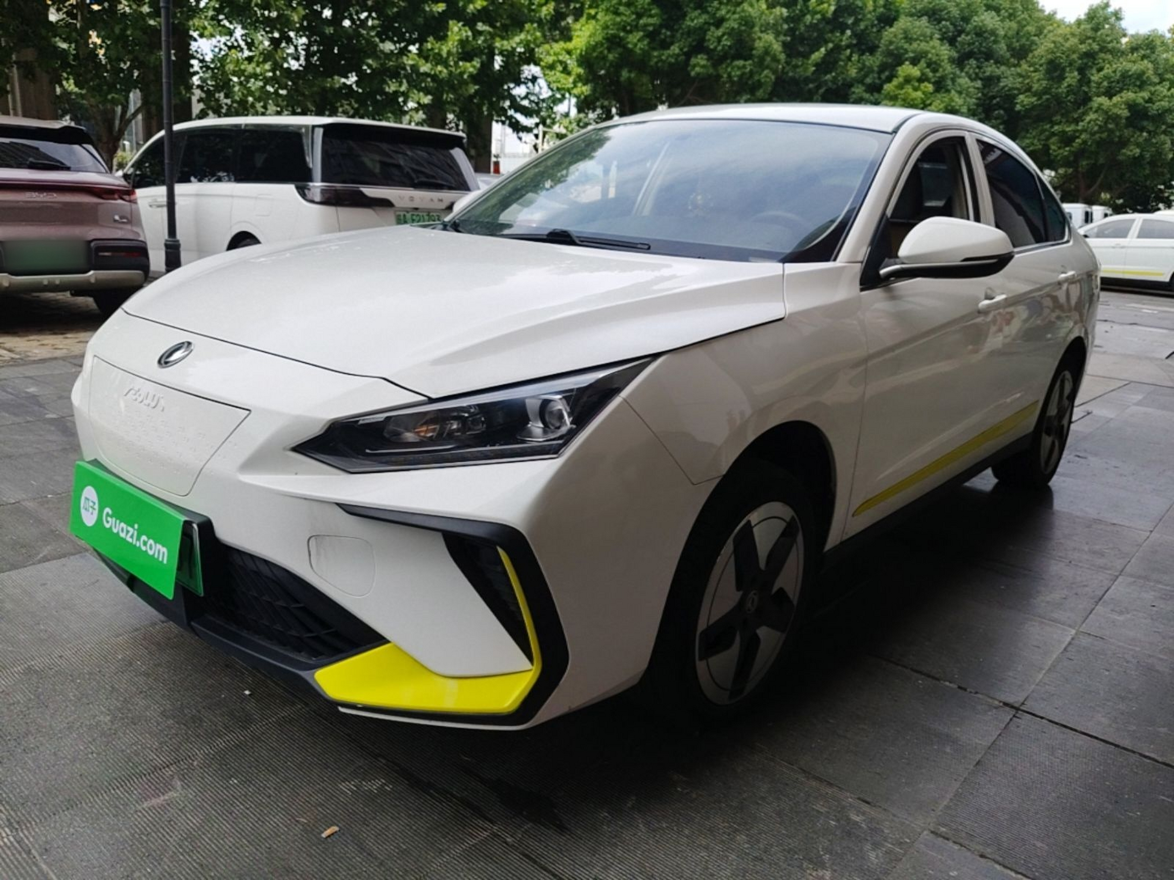 Sous le capot