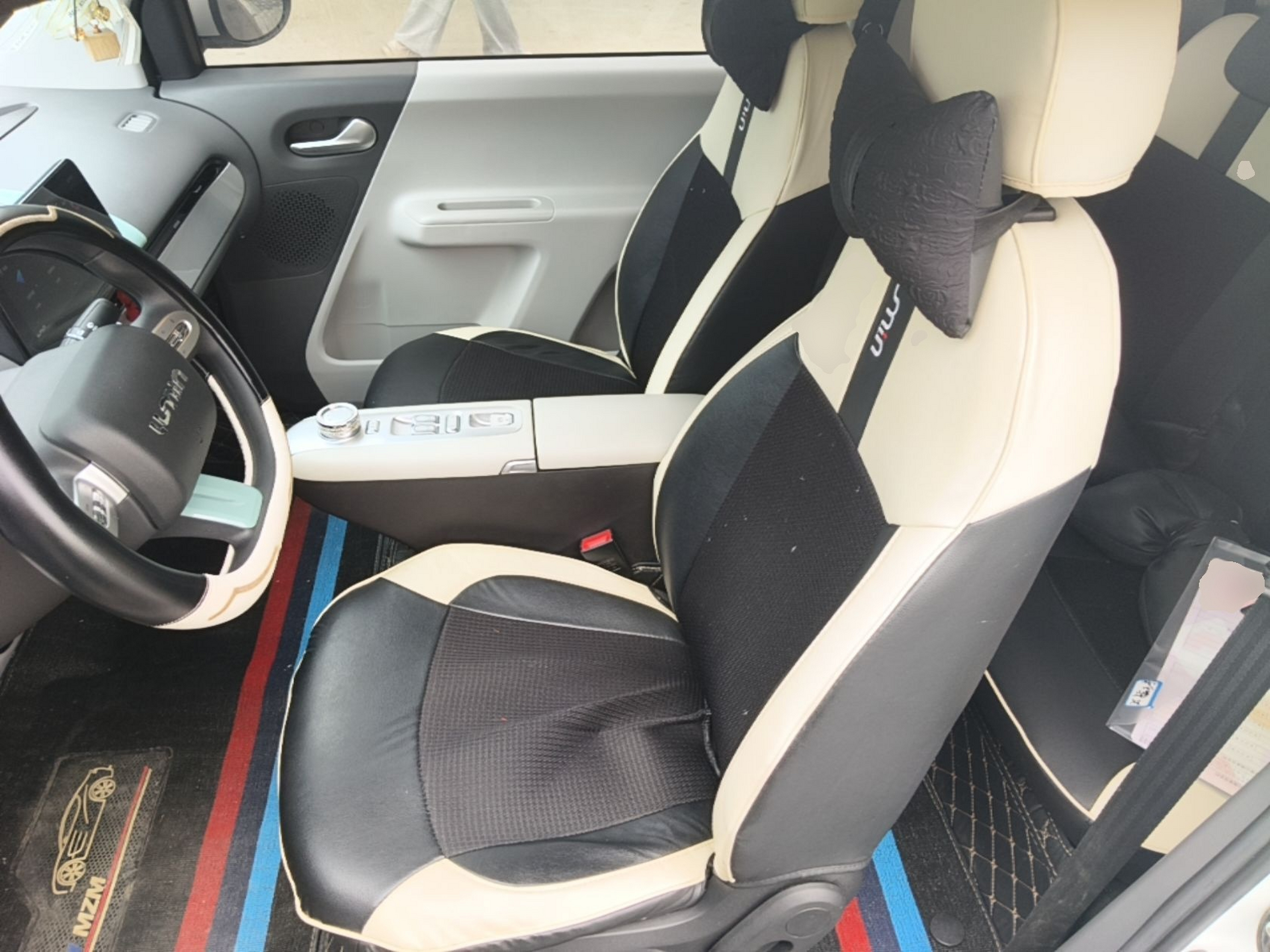 Interior delantero