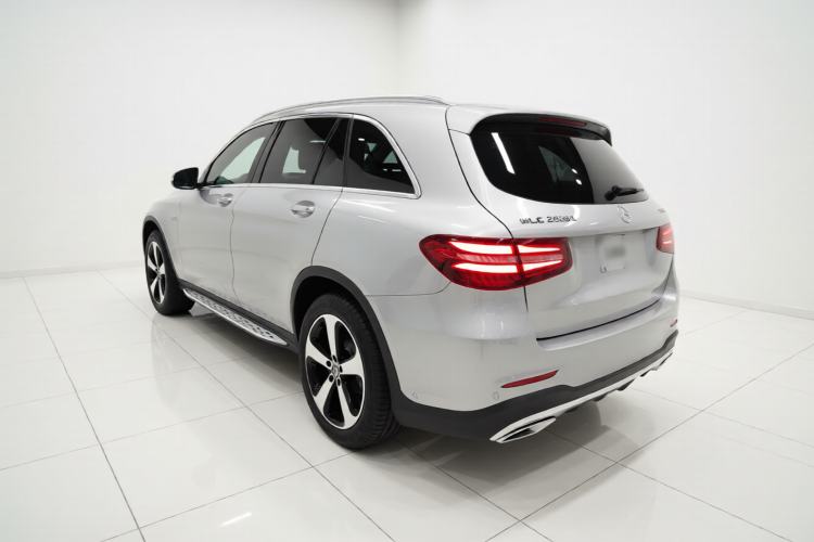 Used Mercedes-Benz GLC 2019 Facelift GLC 260 L 4MATIC Luxury Model
