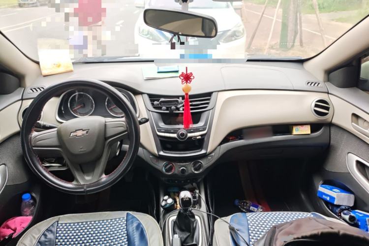 Used Chevrolet Sail 2015 Sail 3 1.3L Manual Ideal Edition Center Console