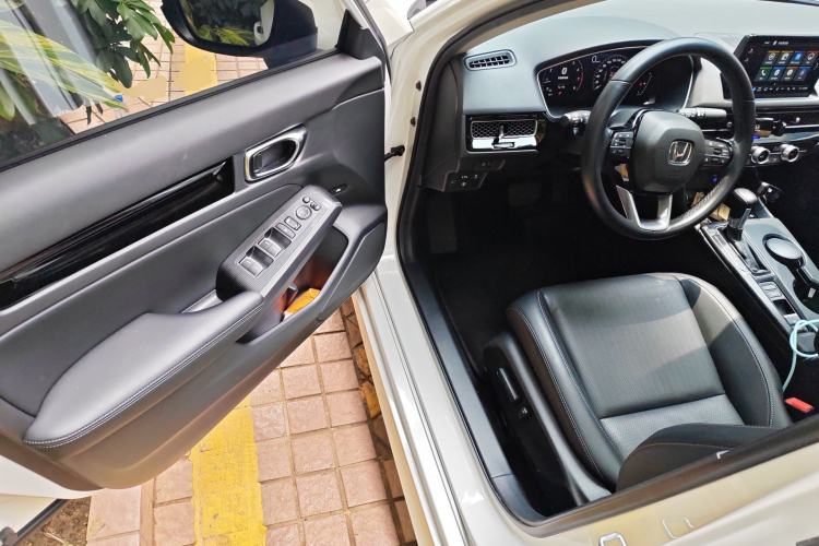 Used Honda Civic 2022 240TURBO CVT Dynamic Control Version
