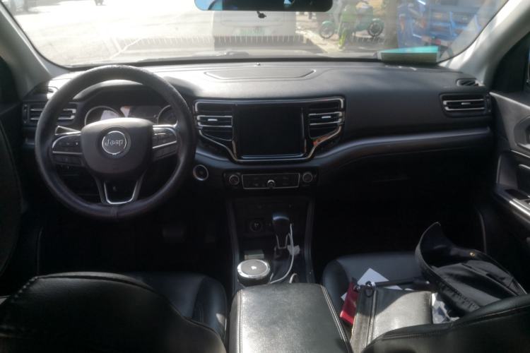 Used Jeep Commander 2018 2.0T Two-Wheel Drive Enjoy Edition China V
