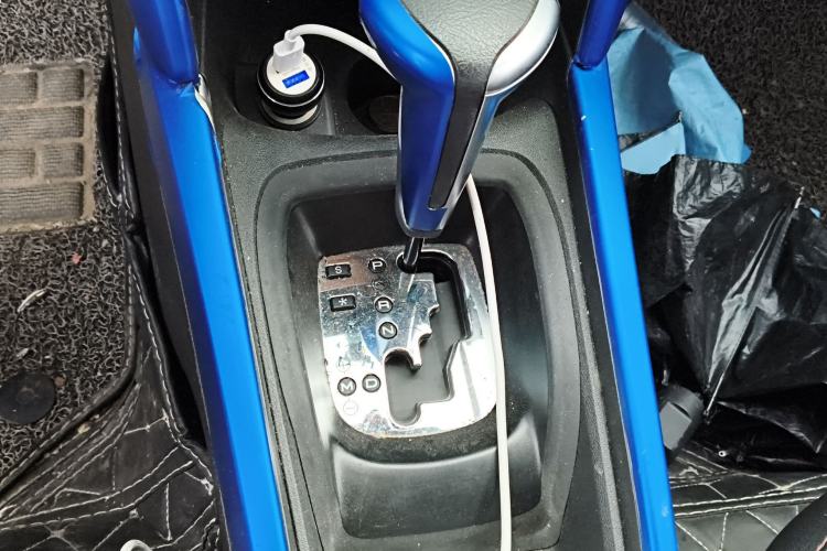 Used Citroen C3-XR 2015 1.6L Automatic Pioneer Model Gear Lever