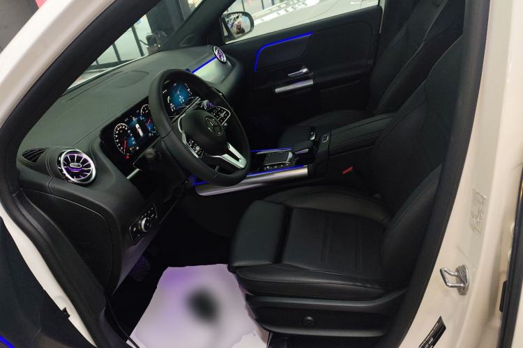 Used Mercedes-Benz GLA 2022 Facelifted GLA 200 Left Front Seat