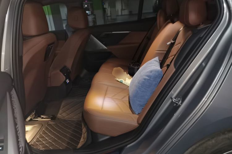 Used BMW 5 Series 2024 530Li Leading Luxury Package