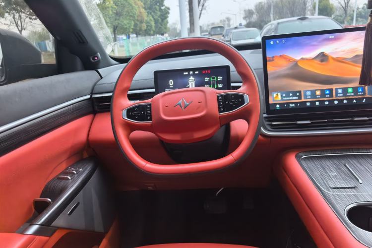 Used Dongfeng eπ eπ008 2024 636Max All-Electric Version 6 Seats
