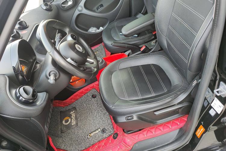 Used smart forfour 2018 0.9T 66 kW Pioneer Edition