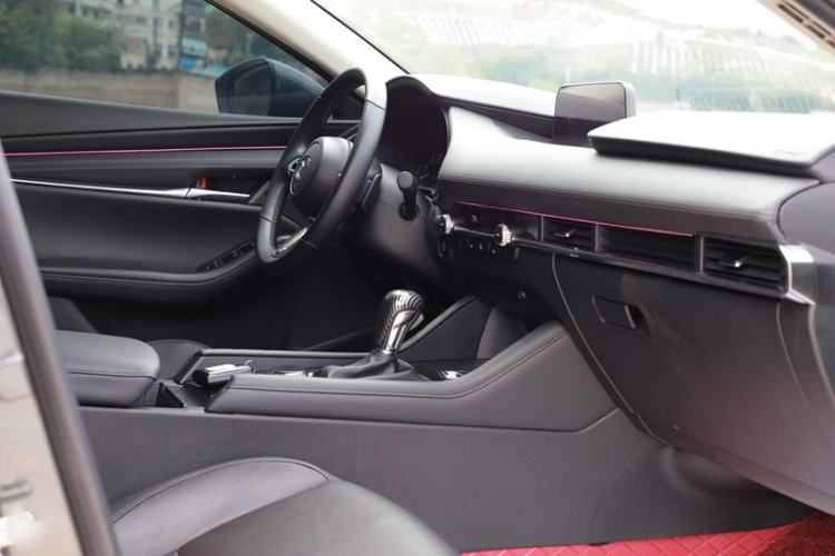 Used Mazda 3 Axela 2023 2.0L Automatic Zhiyao Edition Interior 3