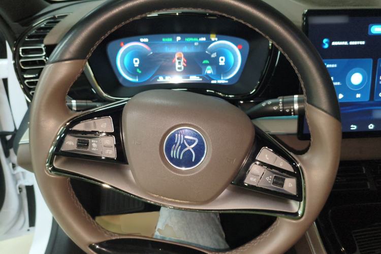 Used BYD Han 2023 EV Champion Edition 605KM Front-Drive Premium Model Steering Wheel