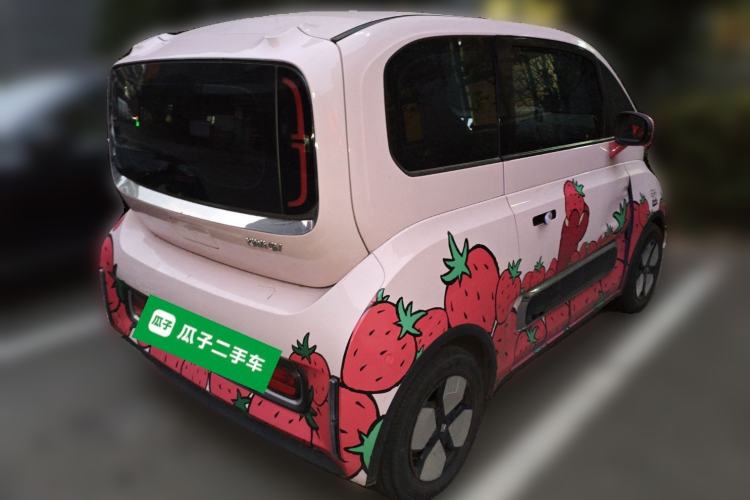 Used Baojun KiWi EV 2023 Edition Strawberry Bear Limited Edition Lithium Iron Phosphate