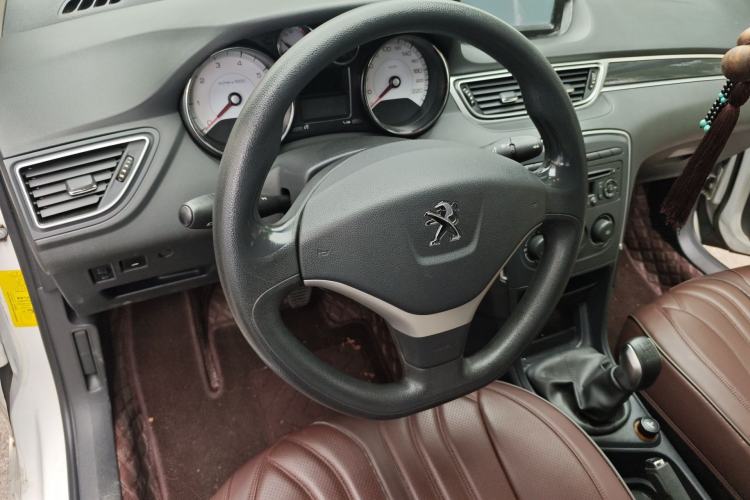 Used Peugeot 308 2013 1.6L Manual YouShang Model
