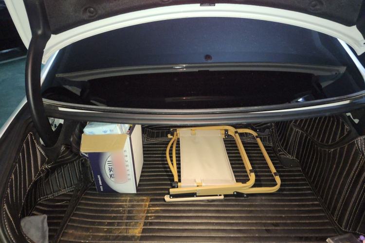 Used Mercedes-Benz E-Class 2019 Restyled E 300 L Sporty and Stylish Edition